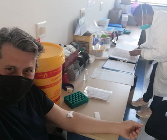 Un argentino recibió la vacuna contra el coronavirus de Oxford