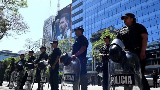 Milei supervisó el operativo de seguridad por la marcha junto a Bullrich y Pettovello