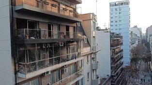 La causa del incendio habría sido la batería de un monopatín