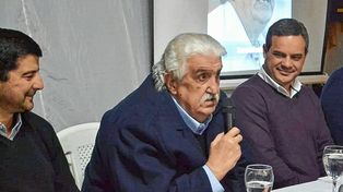 Oscar Vicente Aguirre será el nombre que merecidamente llevará el Torneo Clausura de Primera A de Liga Santafesina.