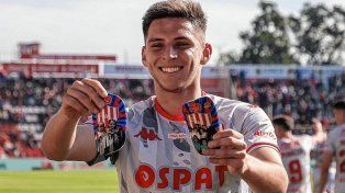 Defensa y Justicia tendría en la mira a Pajarito Juárez