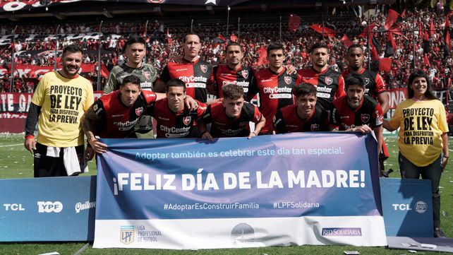 Juanchón García y Velázquez, los mejores en el triunfazo de Newells ante Boca