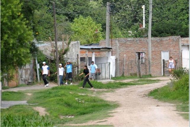 Detienen a los dos acusados de balear de gravedad a un joven