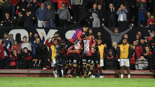 Newells le ganó 1 a 0 a Santos y es más puntero que nunca en su grupo