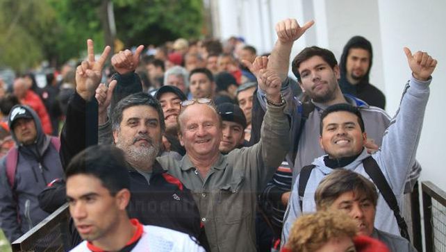 Furor por las entradas para ver a Patronato recibiendo a Boca en el Grella