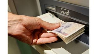 Cinco días sin bancos por el paro y los feriados