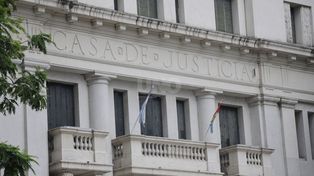 Juzgan un hombre que abusó durante años de su hijastra