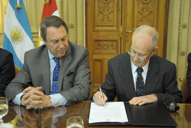 Convenio. Lamberto y Casal se reunieron ayer en Rosario