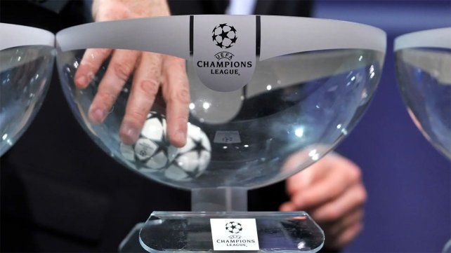 El sorteo de la Champions League determinará los ocho rivales de cada equipo en este nuevo formato.