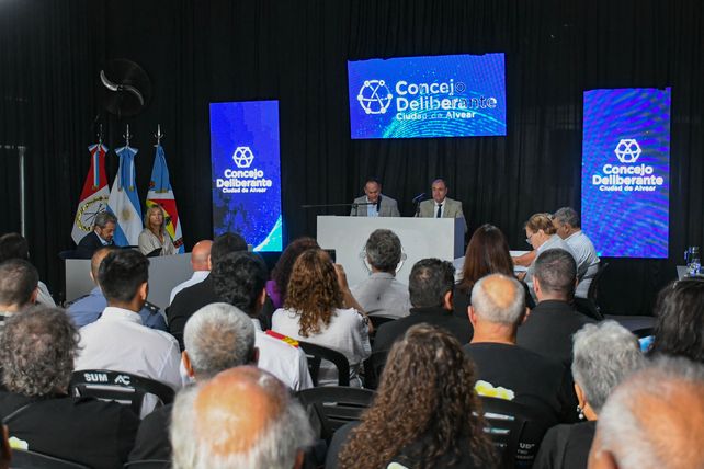 Alvear abrió por primera vez sus sesiones ordinarias legislativas