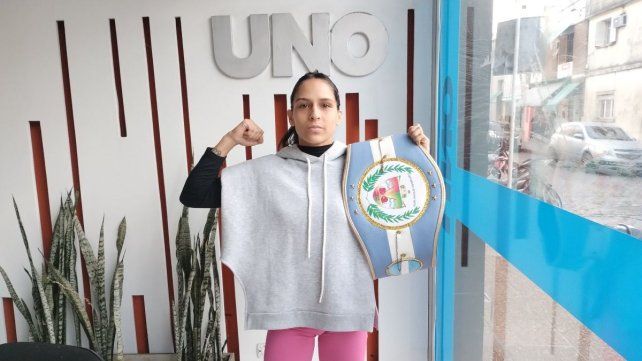 Lara Arener realizará la segunda defensa de su cinturón de la Federación Entrerriana de Box.