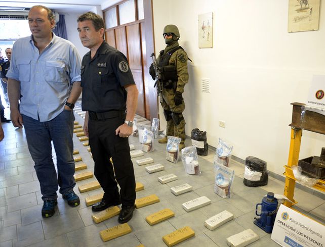 En total fueron 44 los allanamientos realizados en Rosario y la zona. (Foto: F. Guillén)