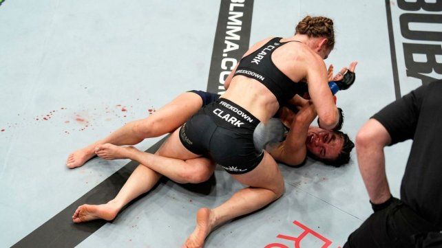 La Loba Acosta perdió contra Shannon Clark en la PFL.