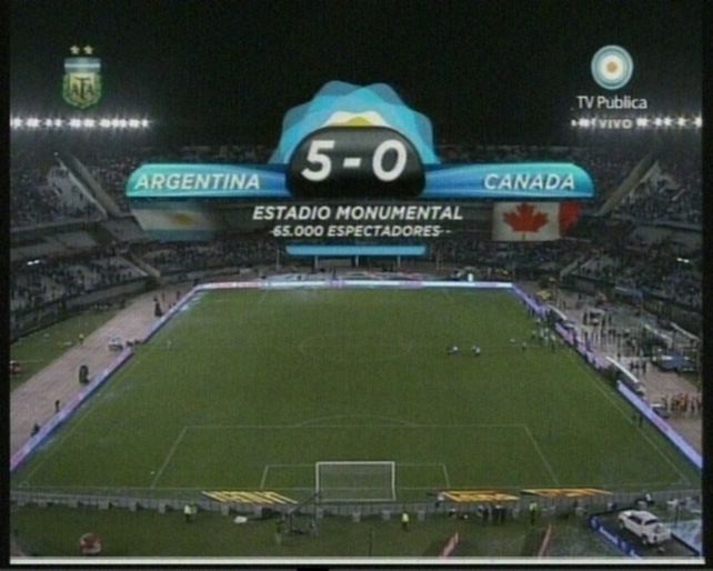 Argentina gole&oacute; 5 a 0 a Canad&aacute; y recibi&oacute; una c&aacute;lida despedida de su gente en el Monumental
