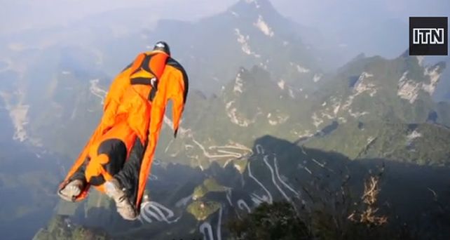 El hombre volador murió mientras practicaba wingsuit
