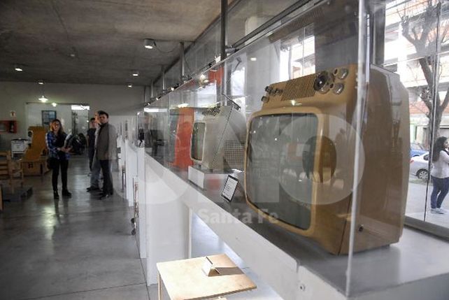 La muestra. Hecho en Argentina se expone en el hall de la UCSF con entrada libre y gratuita.