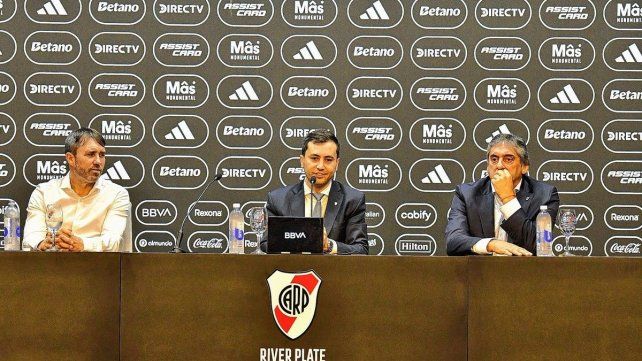 Eduardo Coudet fue presentado como DT de River.