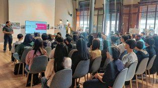 Paraná: jornada sobre consumos digitales y uso responsable de tecnologías para estudiantes