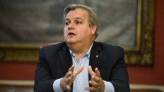 Anuncio. La cláusula gatillo no tiene fecha de vencimiento, dijo el titular de la cartera política. Anuncio. La cláusula gatillo no tiene fecha de vencimiento, dijo el titular de la cartera política.
