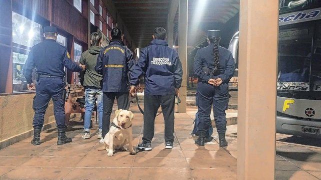 El joven fue interceptado en la Terminal de Ómnibus de la localidad de Federación en la noche del jueves.