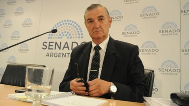 In situ. Srur lanzó duras acusaciones ante legisladores