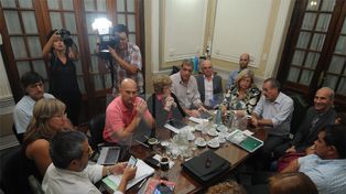 Paritaria docente: El gobierno provincial presentó una nueva propuesta