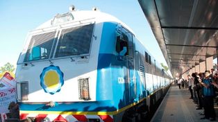 La movilidad metropolitana no puede resolverse solamente con más autos y más rutas. Requiere una mirada estratégica que articule a los distintos niveles del Estado —nación, provincia y gobiernos locales— para construir un sistema integrado que vuelva a poner al tren en el centro de la movilidad regional.&nbsp;