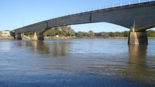 Arroyo Leyes monitora la crecida del río: realiza tareas de prevención y relevó a 600 familias que podrían estar en riesgo