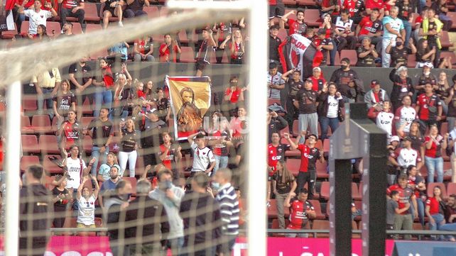 Colón abre el estadio tres horas antes para el partido ante Talleres. El cotejo comienza a las 15.45 y las puertas se abrirán a las 12.45.
