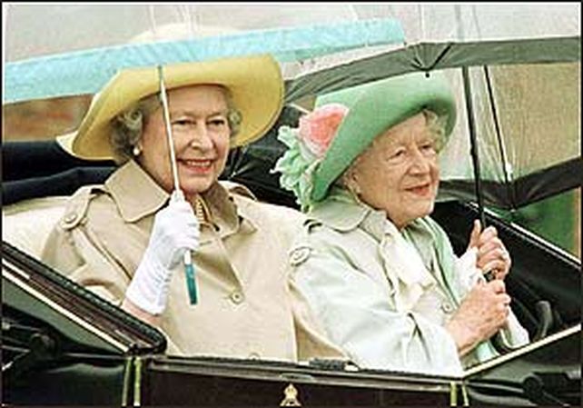 Seg&uacute;n una biograf&iacute;a, la reina madre odiaba a Lady Di y adoraba a Thatcher