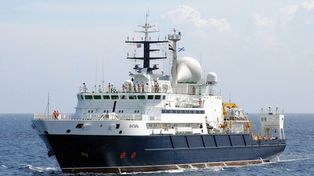 El Yantar dejó de buscar al submarino ARA San Juan