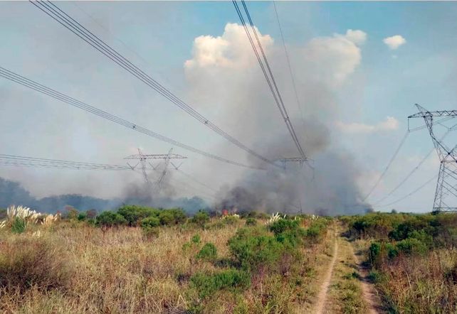 Foto distribuida por la Secretaría de Energía de la Nación sobre el siniestro que provocó el corte.