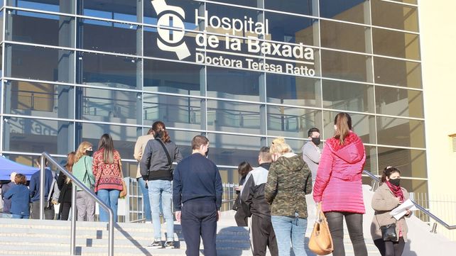 Vacunación abierta de AstraZeneca en Paraná
