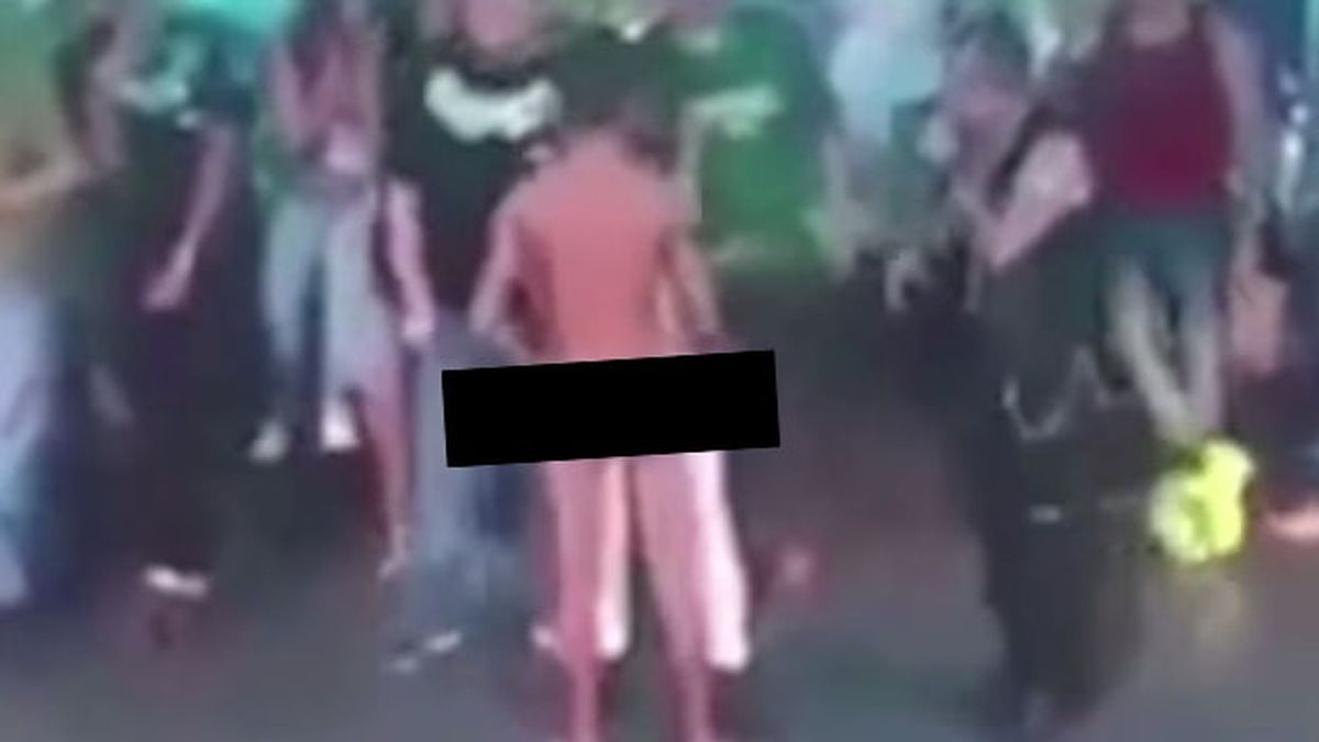 Video: cierran bar por concurso de sexo oral