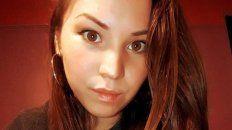 Guadalupe Curual, de 21 años, tenía un hijo y fue asesinada a puñaladas en pleno centro de Villa la Angostura. Guadalupe Curual, de 21 años, tenía un hijo y fue asesinada a puñaladas en pleno centro de Villa la Angostura.