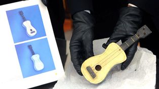 Recuperan una guitarra que Picasso hizo para su hija Paloma