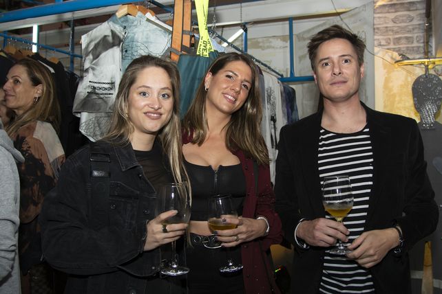Agostina Orlandi,  María Francovigh y Estéban Lattuca