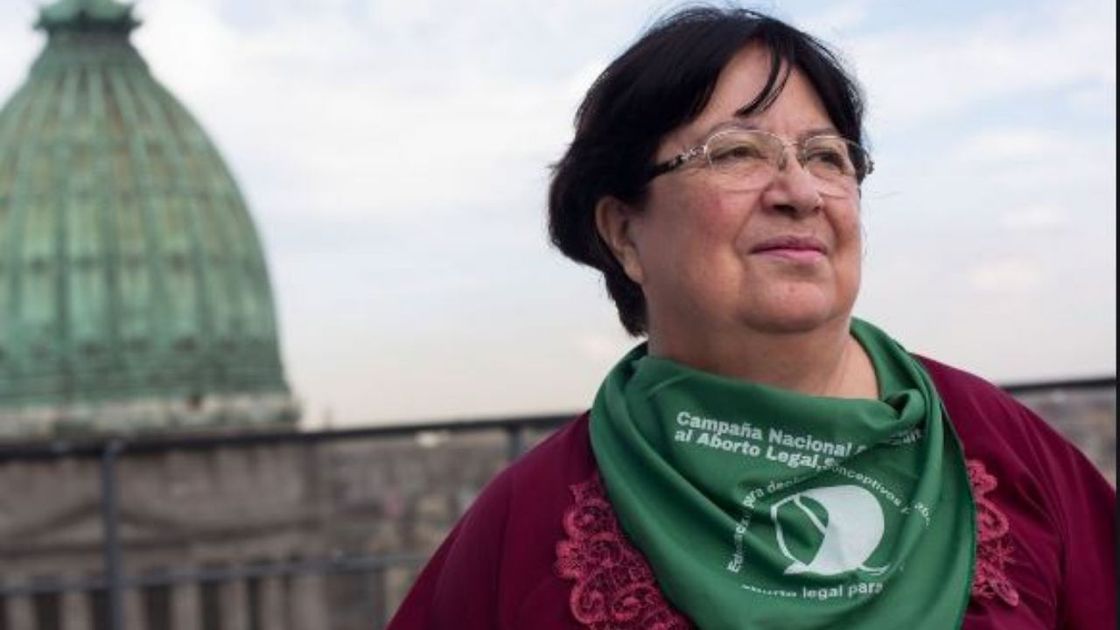 Marta Alanis nació hace 71 años en Cañada de Gómez. Es fundadora de Católicas por el Derecho a Decidir y de la Campaña por el Aborto Legal, Seguro y Gratuito.