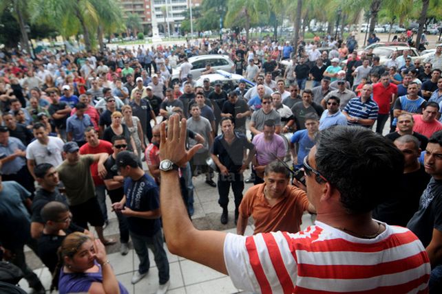 Apropol: la discusión sobre el uso de armas en la protesta es estética