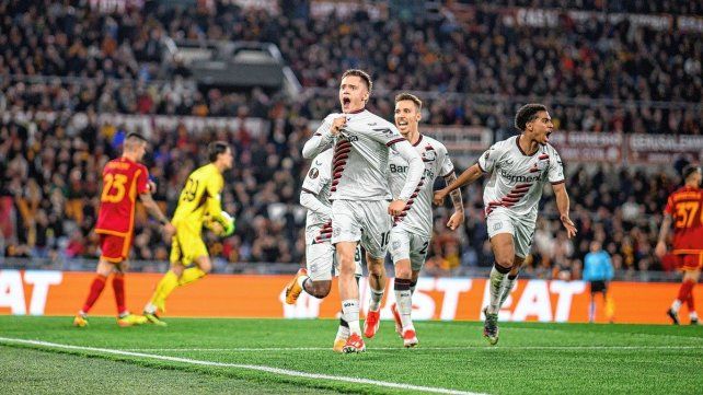 Roma cayó con Bayer Leverkusen de local y se complicó en la Europa League