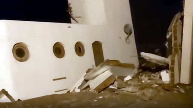La casa se desplomó en menos de un minutos.&nbsp; (Foto: captura de video)