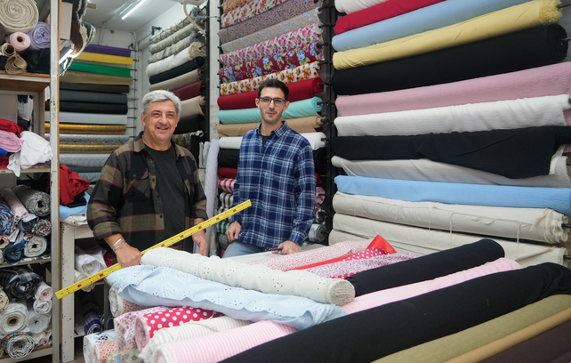 Víctor y Jeremías lograron una buena sinergia: cada uno aporta lo propio, el padre la experiencia y el hijo trae las nuevas tendencias en e-commerce, lo cual les permite abrir más el abanico de clientes.