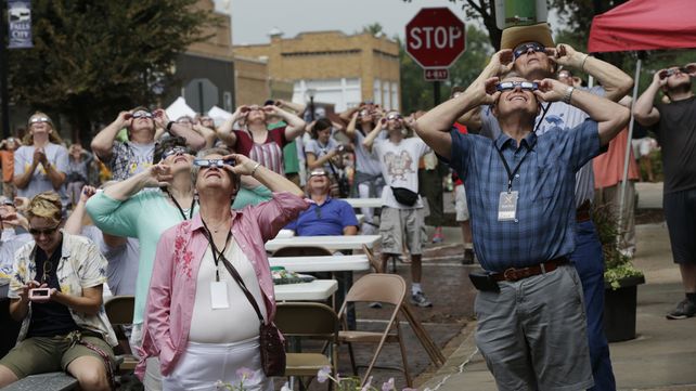 Así se vio el eclipse solar en Estados Unidos