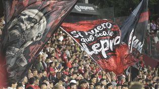 Hay expectativa en los hinchas de Newells, que seguramente la darán un masivo marco de apoyo a su equipo.