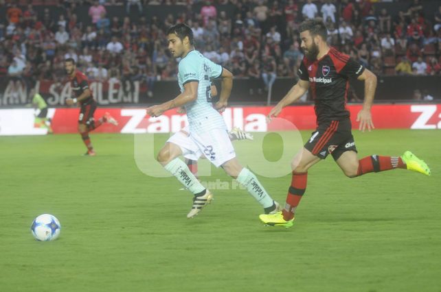 Cumplió. Iván Torres fue de menor a mayor y redondeó una correcta actuación.