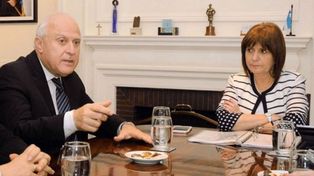 Bullrich, Lifschitz y los jueces federales están reunidos en la ciudad de Rosario