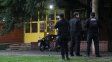 Alarma en San Cristóbal: investigan a un alumno de la Escuela Mariano Moreno por exhibir un arma y secuestran un revólver