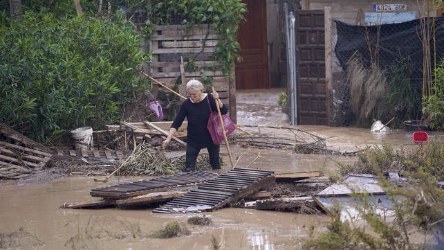 Valencia: más de 50 muertos en el marco de devastadoras inundaciones