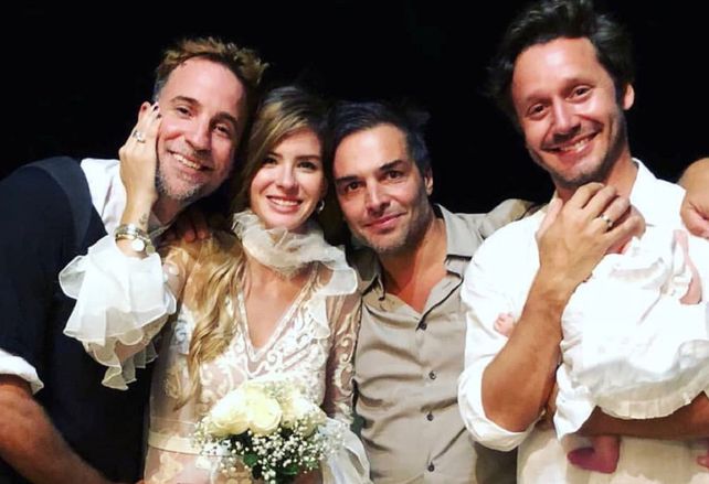La China Suárez y Benjamín Vicuña ensayaron su boda en el bautismo de Magnolia
