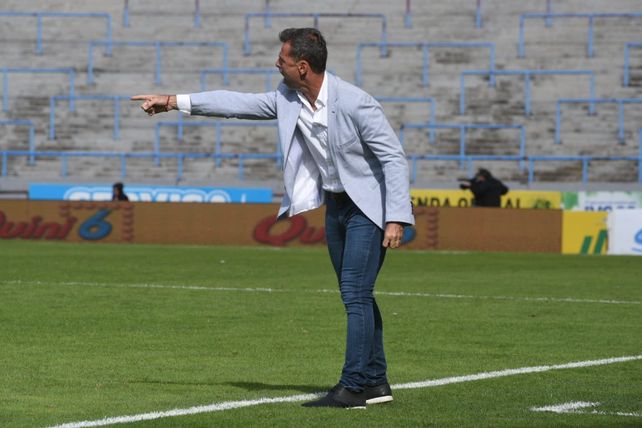 Cocca: Estoy conforme y contento porque el equipo demostró condiciones